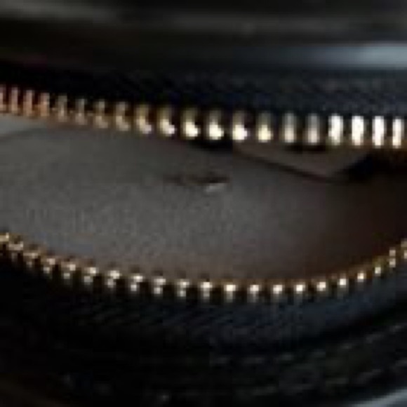 Kate Spade charm coin purse - Picture 4 of 4